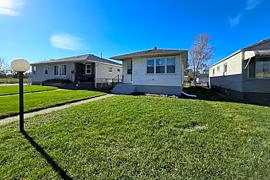 Houses For Rent in Zip Code 46407 - 16 Houses | Rent.com®