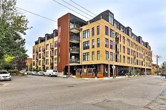 4101 Laclede Ave #403 - Saint Louis, MO - Photo 1