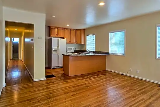 740 S 10th St unit 742 - San Jose, CA - Photo 2