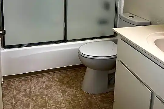 577-581 Giuffrida Ave unit 9 - San Jose, CA - Photo 5