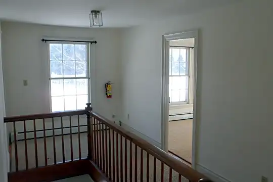 3423 Ethan Allen Hwy #2 - New Haven, VT - Photo 4