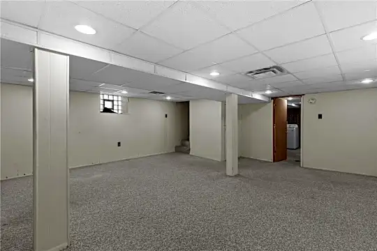 5257 Oleatha Ave - Saint Louis, MO - Photo 21