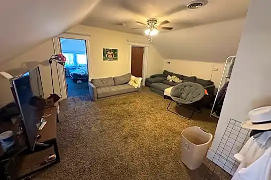 2359 Ohio Ave unit 3 - Cincinnati, OH - Photo 7