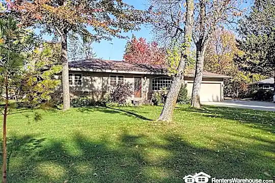 Houses For Rent in Saint Cloud, MN - 26 Houses | Rent.com®