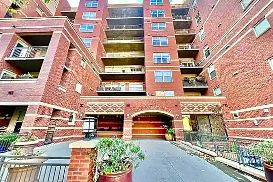 Condos for Rent Grant Park, Denver | ApartmentGuide.com