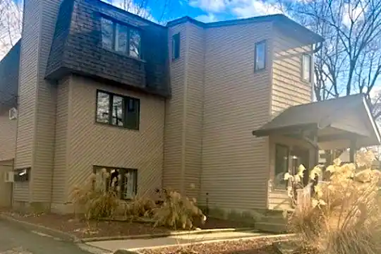 Apartments for Rent in Hamburg, NJ - 17 Rentals | ApartmentGuide.com