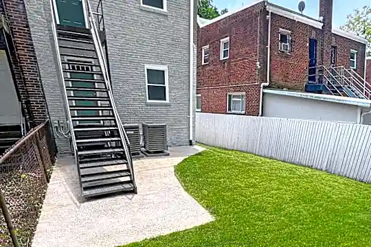 212 Malcolm X Ave SE - Washington, DC - Photo 9