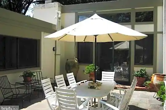 2871 Tilden St NW - Washington, DC - Photo 27