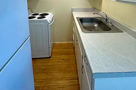925 N Bayshore Rd W unit 925-11 - San Jose, CA - Photo 5