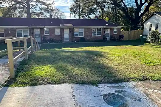 2173 Kansas St - Memphis, TN - Photo 1