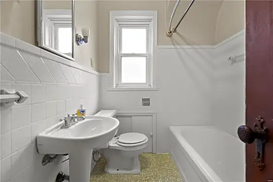 5257 Oleatha Ave - Saint Louis, MO - Photo 14