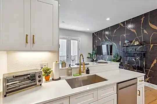 6283 La Vista Dr #202 - Dallas, TX - Photo 9