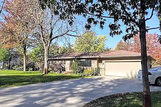 Houses For Rent in Saint Cloud, MN - 26 Houses | Rent.com®