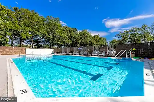 1311 Delaware Ave SW #242 - Washington, DC - Photo 15