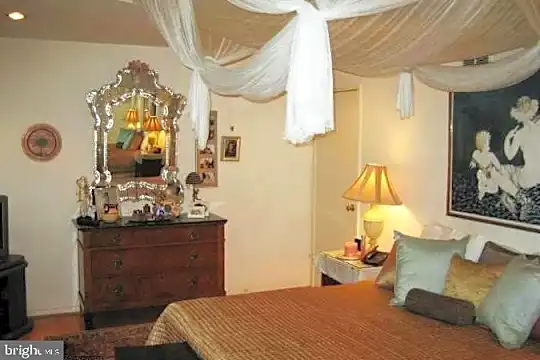 2871 Tilden St NW - Washington, DC - Photo 18