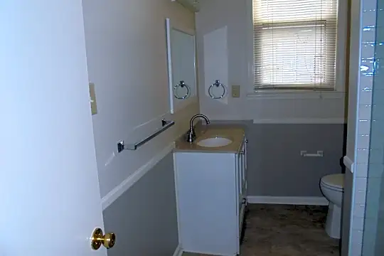 1001 Tanglewood St #A - Memphis, TN - Photo 8