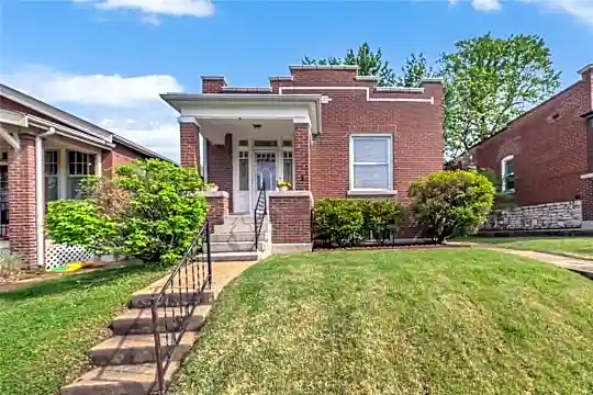 5327 Neosho St - Saint Louis, MO - Photo 1