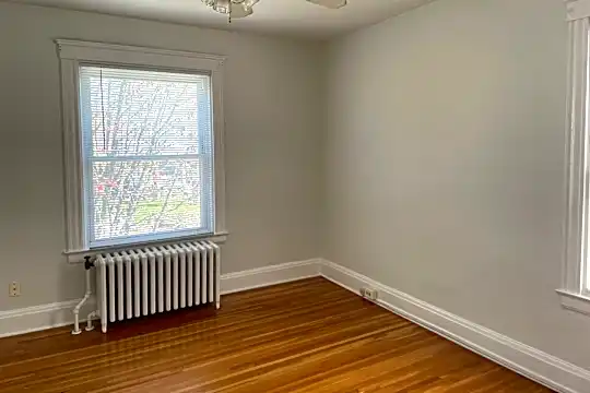 3535 Michigan Ave unit 3535 Michigan Apt #4 - Cincinnati, OH - Photo 13