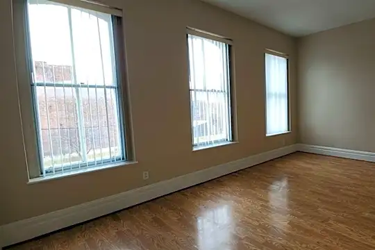2005 California Ave #2ND - Saint Louis, MO - Photo 4