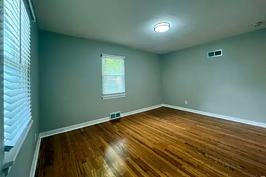 6911 Pine Ridge Dr - Saint Louis, MO - Photo 16