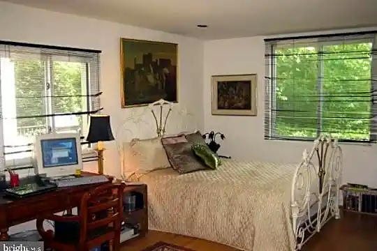2871 Tilden St NW - Washington, DC - Photo 20