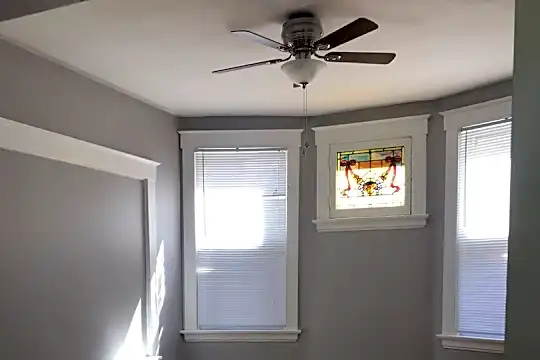 217 Emming St unit Unit 1 - Cincinnati, OH - Photo 2