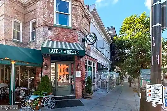 1331 Vermont Ave NW #B - Washington, DC - Photo 31