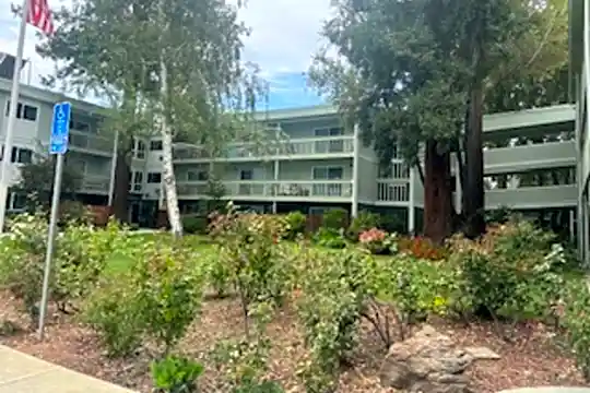 250 Budd Ave unit Corinthian House - Campbell, CA - Photo 6