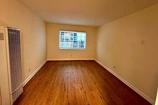 251 La Pala Dr unit Unit 1 - San Jose, CA - Photo 13
