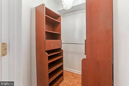 1331 Vermont Ave NW #B - Washington, DC - Photo 24