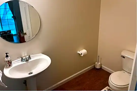 58 Stonington Cir - South Burlington, VT - Photo 11