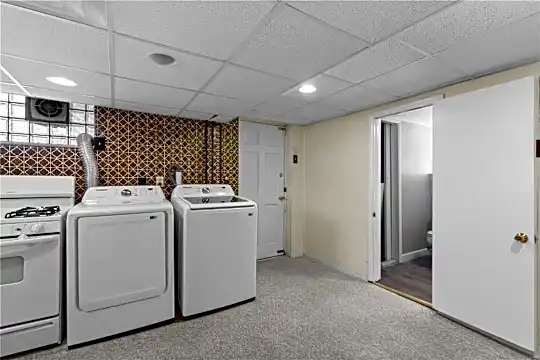 5257 Oleatha Ave - Saint Louis, MO - Photo 23