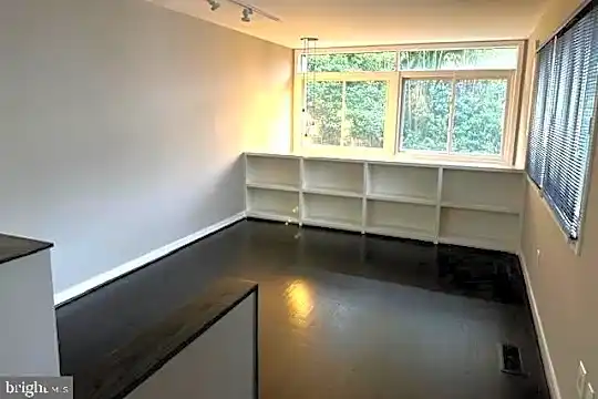 2871 Tilden St NW - Washington, DC - Photo 15