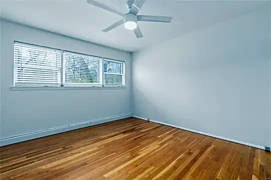 767 Wenneker Dr - Saint Louis, MO - Photo 24