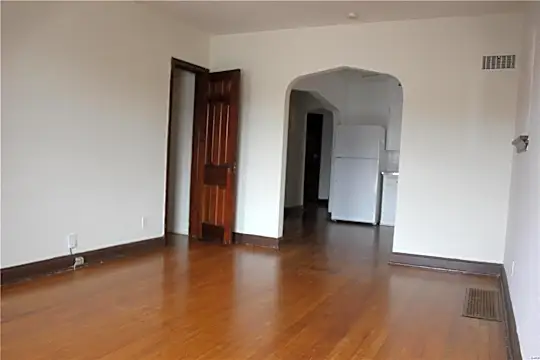 5021 Oleatha Ave #1ST - Saint Louis, MO - Photo 5