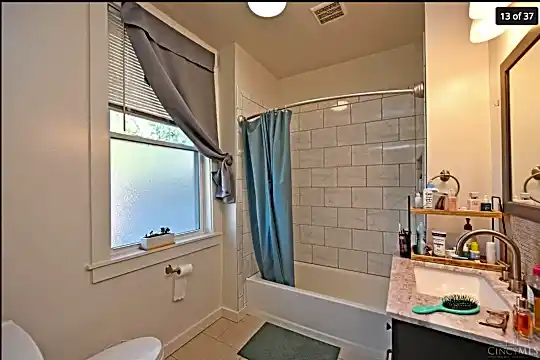258 Warner St unit Single Family - Cincinnati, OH - Photo 10