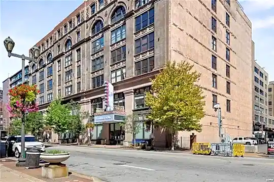 1114 Washington Ave #607 - Saint Louis, MO - Photo 1