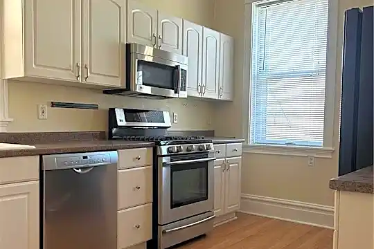 3657 Russell Blvd - Saint Louis, MO - Photo 9