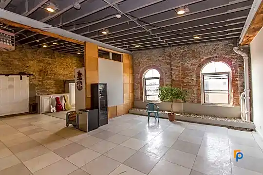 1622 Vine St unit 1622-40 - Cincinnati, OH - Photo 1