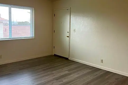 224 Eastside Dr unit 6 - San Jose, CA - Photo 1