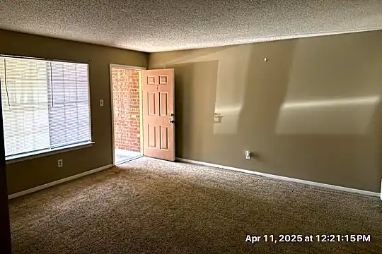 3614 Forest Ave unit 3614 #07 - Memphis, TN - Photo 2