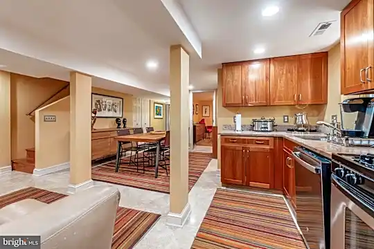 1232 Fairmont St NW - Washington, DC - Photo 9