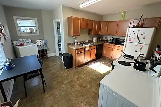 2319 Chickasaw St unit 2 - Cincinnati, OH - Photo 3