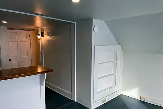 9 Chase Ln - Burlington, VT - Photo 4