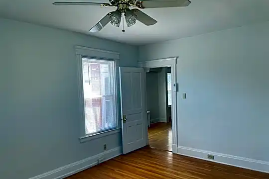 3535 Michigan Ave unit 3535 Michigan Apt #4 - Cincinnati, OH - Photo 11