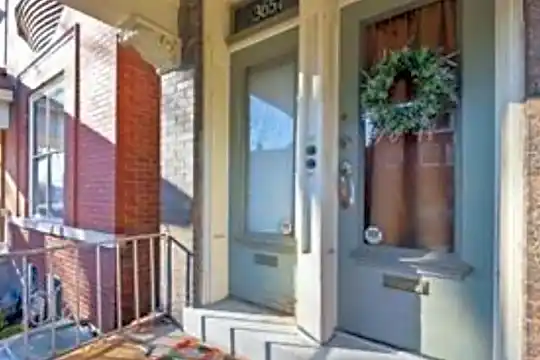 3657 Russell Blvd - Saint Louis, MO - Photo 2