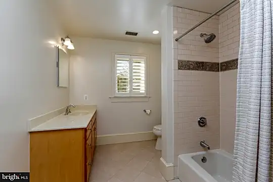 2608 36th Pl NW - Washington, DC - Photo 52