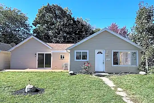 Houses For Rent in Zip Code 46342 - 6 Houses | Rent.com®