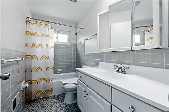 767 Wenneker Dr - Saint Louis, MO - Photo 19