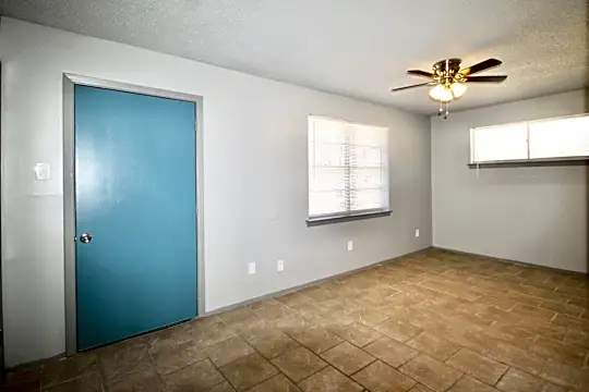 487 Williams Ave unit #3 - Memphis, TN - Photo 2